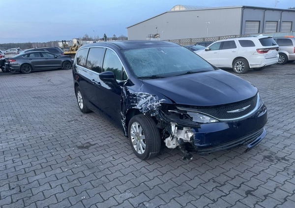 Chrysler Pacifica cena 49500 przebieg: 125000, rok produkcji 2020 z Dobczyce małe 56